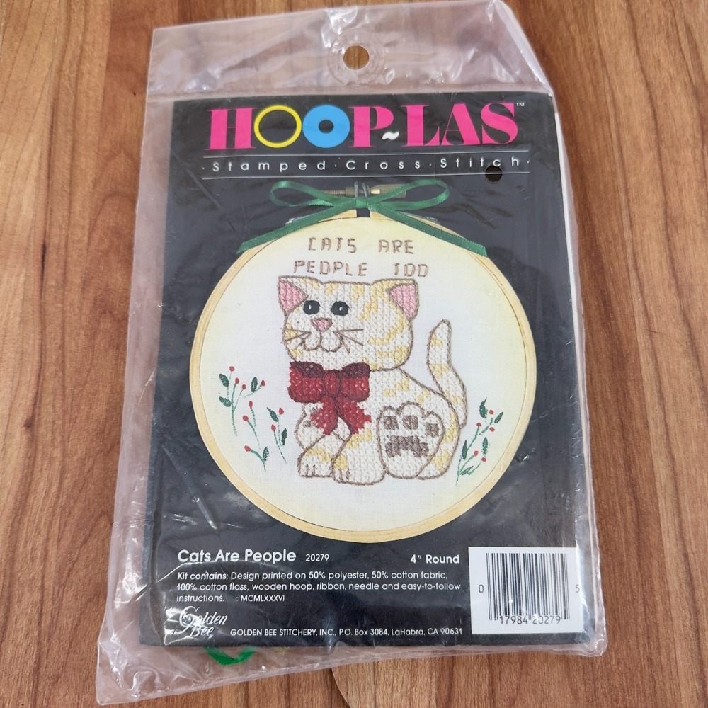 Hooplas Stamped Cross Stitch Cats Are People Too 4" Round Golden Bee